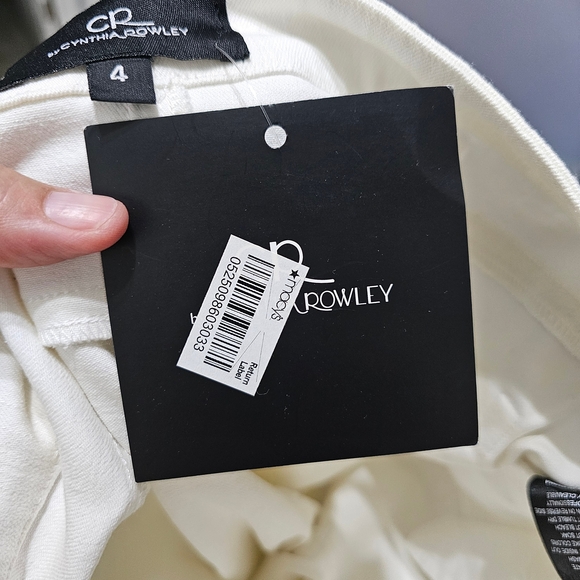 Cynthia Rowley White Floral Embroidered Jeans NWT - Picture 8 of 9